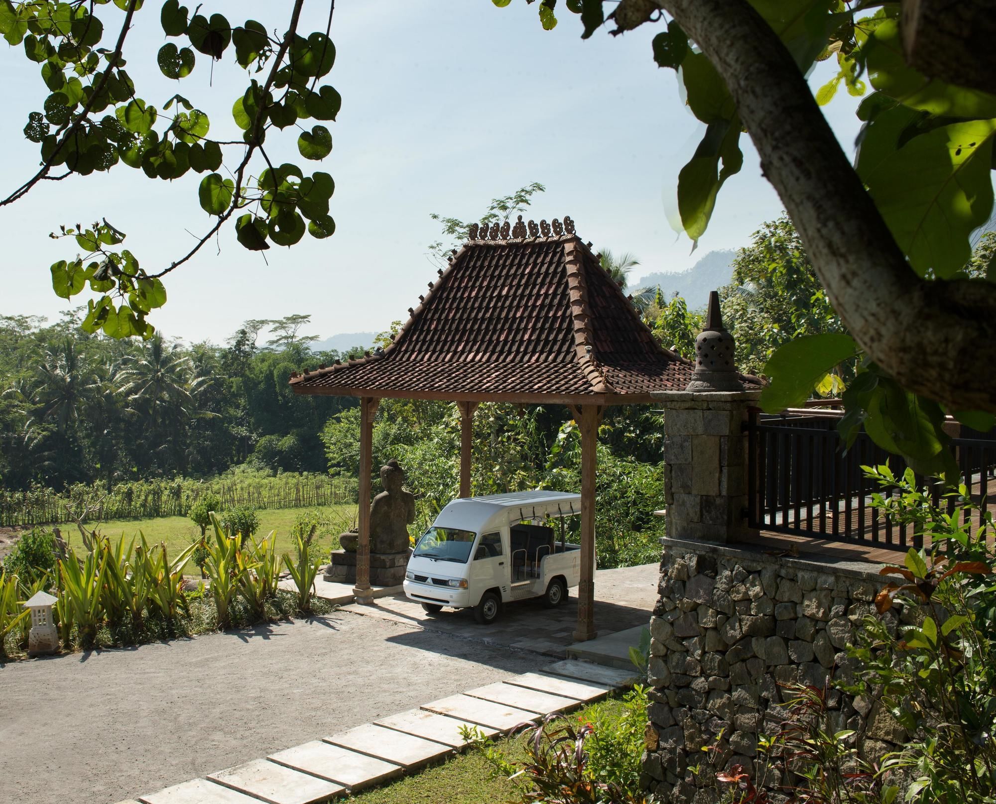Resor Plataran Borobudur