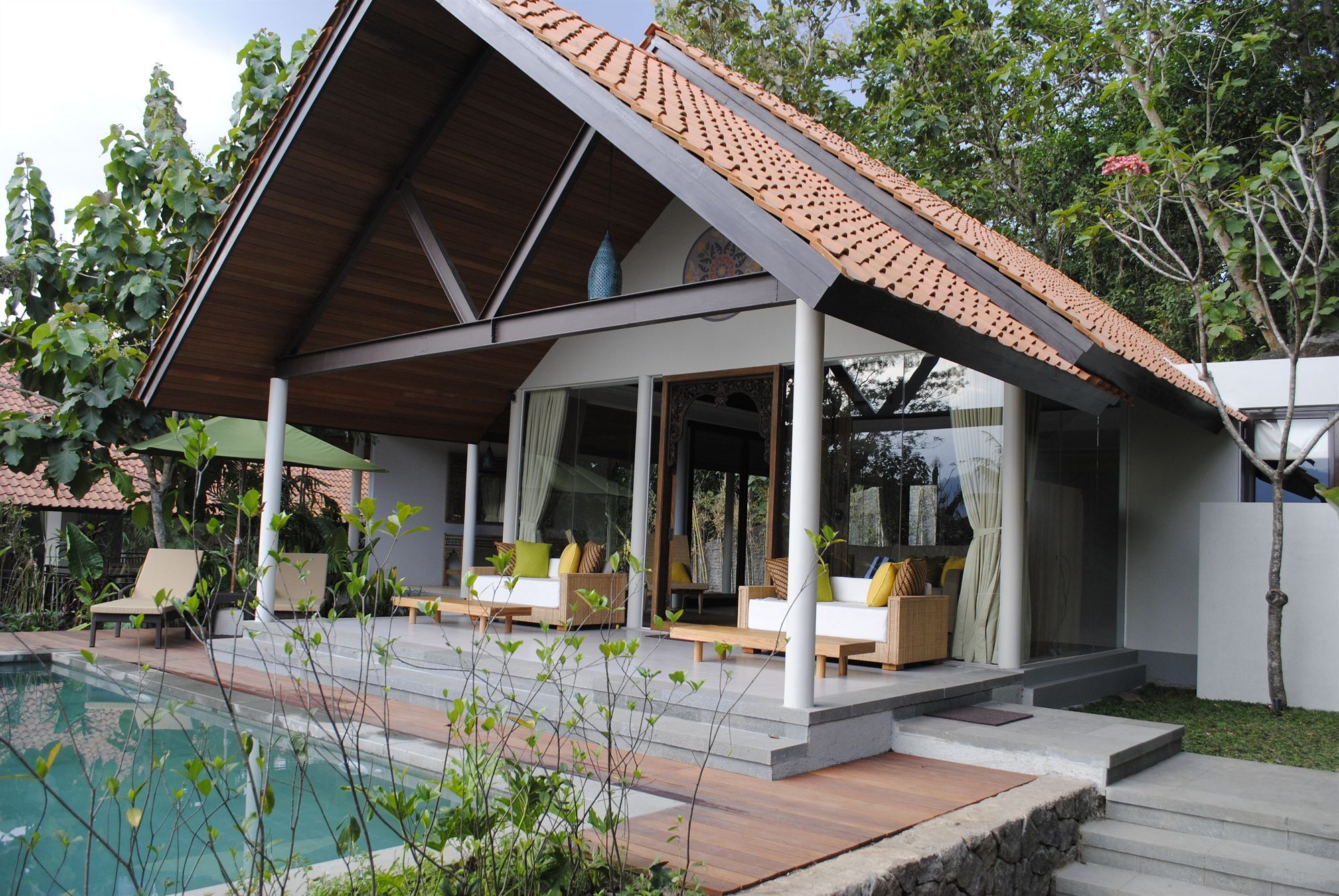 Plataran Borobudur Resor 5*